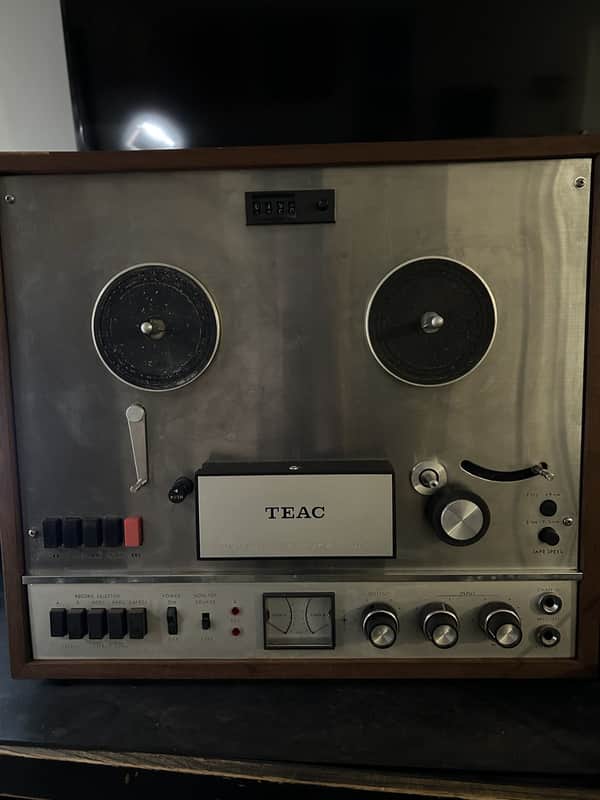 Teac A-1500W Reel-to-Reel Tape Deck — Powers On - Needs Service image 1