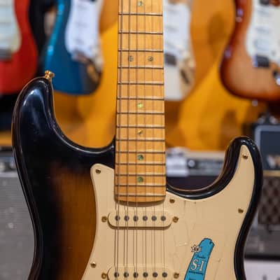 Fender - "50th Anniversary Strat DLX " w/Original Tweed HD Case & Candy - (2004) - USED image 6
