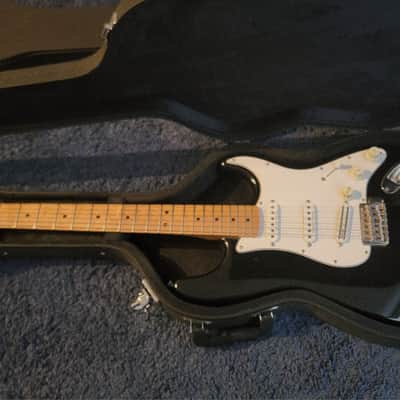 Fender Stratocaster 1998 - Black New Pickups and push-pull image 1