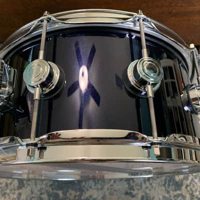 DW Collectors 6.5 x 14 Lacquer Specialty Snare Drum (Purple pearl over solid black) image 2