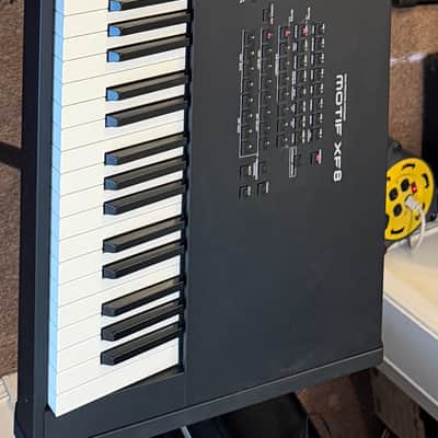 Yamaha Motif XF 8 Production Synthesizer 2010s - Gray