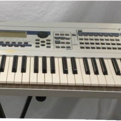 *BEST deal online* Yamaha MO 6 Production Synthesizer