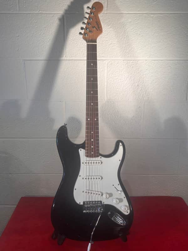Squier Standard Stratocaster 1989 - 2000 | Reverb