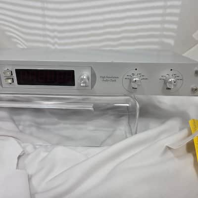 Antelope Isochrone OCX Audio Clock image 3
