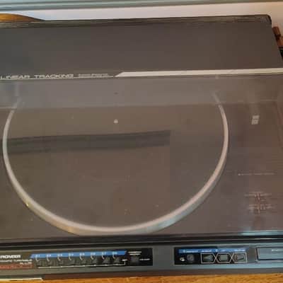 Pioneer PL L70 linear tracking turntable in excellent condition serviced - 1980's image 3