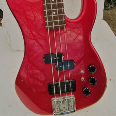Kramer Focus 7000 Bass guitar, 1980's Japan, 34" Scale, Fender Case, Very Clean image 5