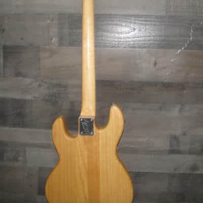 Peavey T40 Bass Guitar image 6