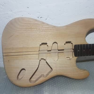 80's NECK THROUGH SWAMP ASH BODY DESIGN STR*T - made in GERMANY image 2