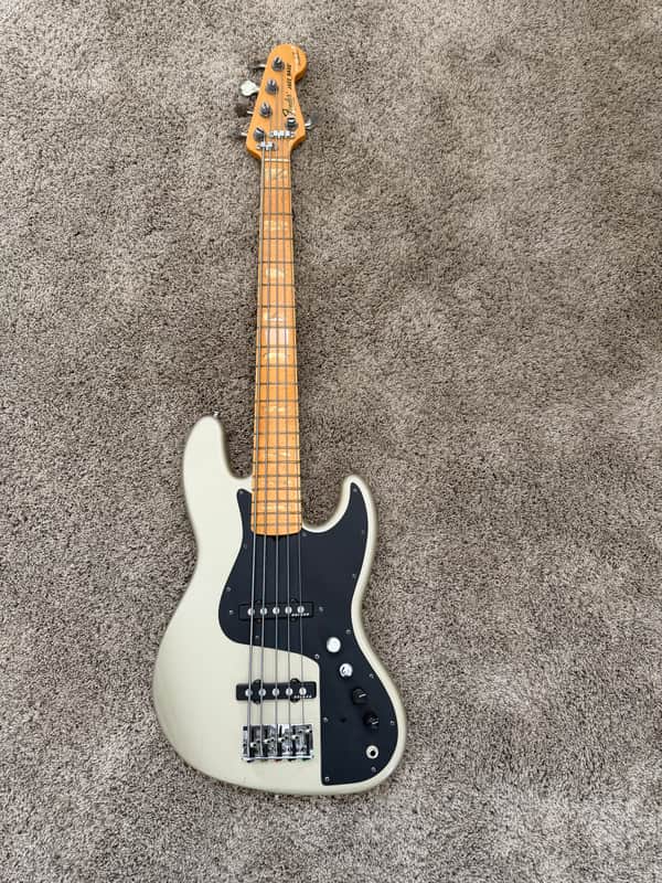Fender USA Marcus miller 3ts 5弦 Fender Marcus Miller Artist Series Signature Jazz Bass V 2003