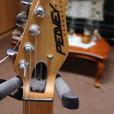 Peavey Predator Mid 90s - Red/maple image 7