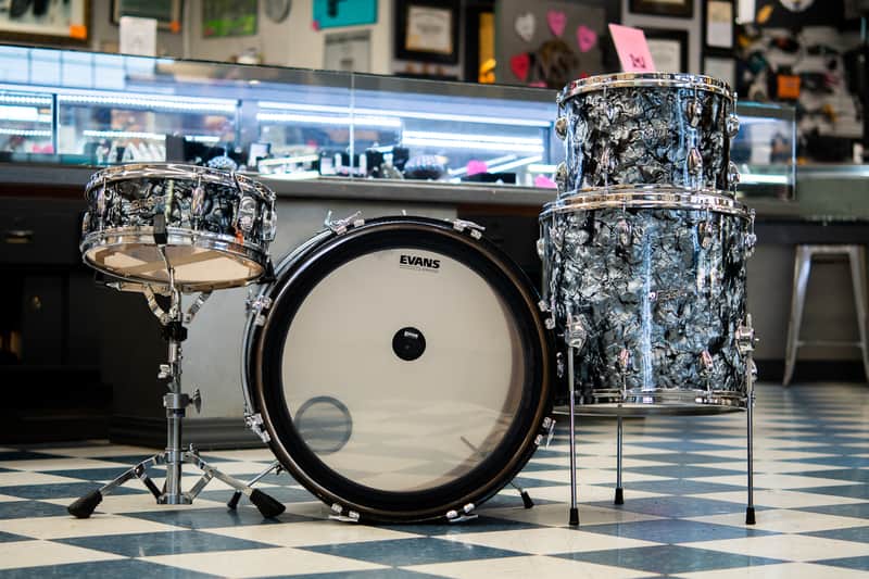 Vintage Pearl Black Diamond Pearl Finish 4pc Drum Set image 1