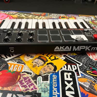 Akai MPK Mini MKII 25-Key MIDI Controller 2014 - Present - Black image 2
