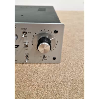 Universal Audio Twin-finity 710 - Preamps - Silver - Excellent image 2