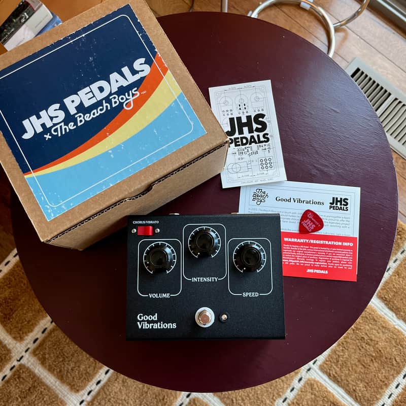 Black chorus/vibrato pedal with knobs labeled Volume, Intensity, and Speed.