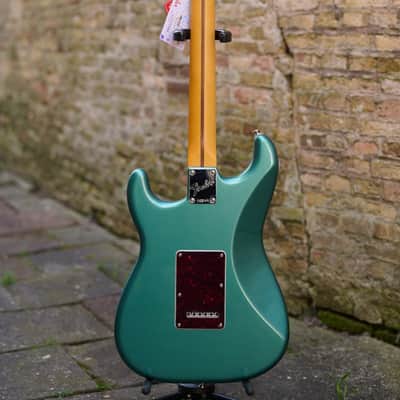 Fender American Professional Classic Stratocaster® - Faded Sherwood Green Metallic image 14