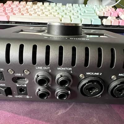 Universal Audio Apollo Twin X Duo USB 3.0 Audio Interface 2023 - Present - Gray image 6