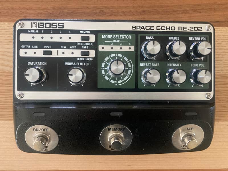 Boss RE-202 Space Echo