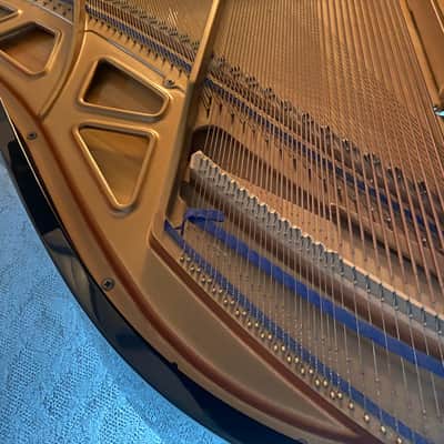 Kawai Grand Piano 5ft 9in x 4ft 7.75in x 3ft 2 in Early 1990's image 5
