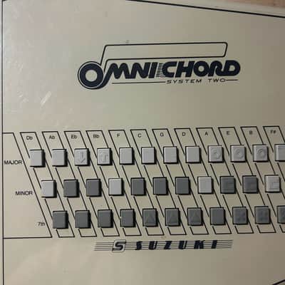 Suzuki OM-84 Omnichord 1984 - Ivory image 11