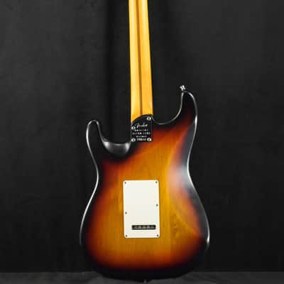 Mint Fender American Ultra Luxe Vintage '50s Stratocaster 3-Color Sunburst Maple Fingerboard image 9