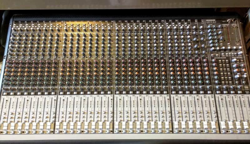 Mackie Onyx 32-4 Analog Mixing Board W/Cover (used) | Reverb