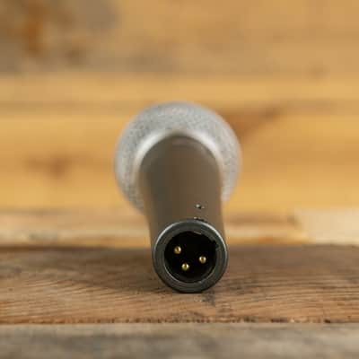 Shure BETA 58A Handheld Supercardioid Dynamic Microphone image 2
