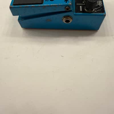 Boss Roland VB-2 Vibrato Original Vintage 1982 Guitar Effect Pedal MIJ Japan image 4