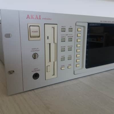 Akai S5000 MIDI Digital Stereo Sampler image 3