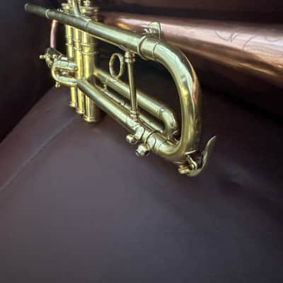 Conn 12B Bb Trumpet (1941) SN 344001 (100% new clear lacquer) (Professional) image 14