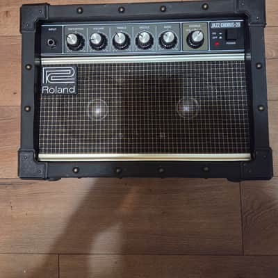 Roland JC-20 Jazz Chorus 20-Watt 1x5