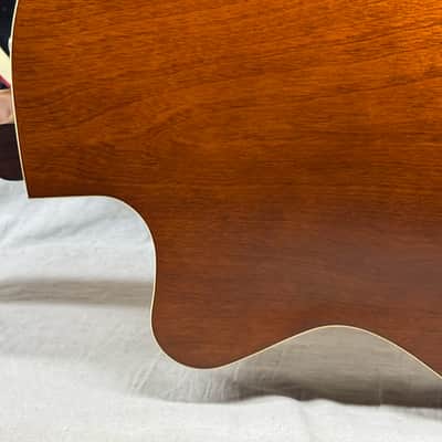 Godin 5th Avenue CW Kingpin II 2 Archtop Hollowbody Guitar with Soft Case 2003 image 15