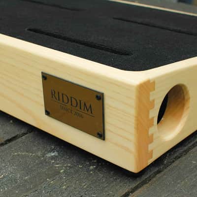 Custom Wood Pedalboard 20x15.7 image 1