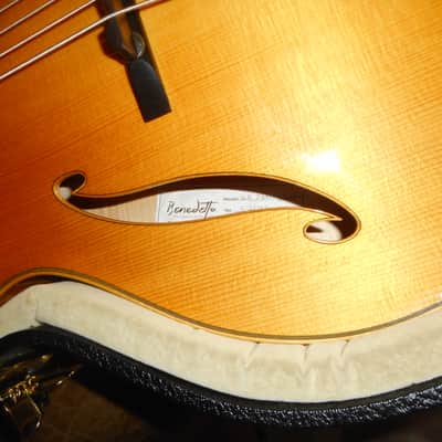 Benedetto 16-B Custom 7 String  Blonde image 4
