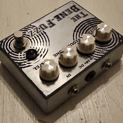 Nerd Knuckle Effects The Bene Fuzz image 2
