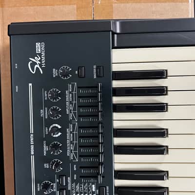 Hammond SK Pro 61-Key Stage Keyboard British Green Mint image 5