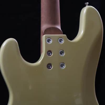 Hot Wire Bass Prezz Fretless 2022 - Nitro image 8