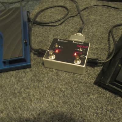 ROLAND ROLAND GR TYPE 24 TO 13 PIN CONVERTER PEDAL G-808 G-707 G-505 G-303 IMG2010 image 2