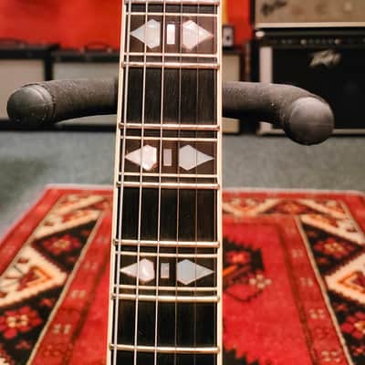 Hofner Club 50 1960s Sunburst image 4
