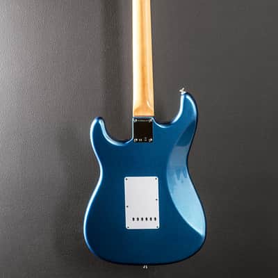 Fender Dave’s Guitar Shop Limited Edition American 1962 Reissue Stratocaster – Lake Placid Blue image 5