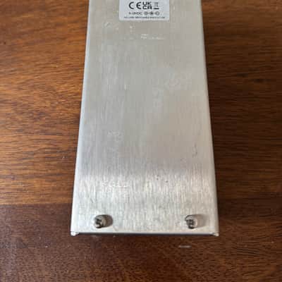Origin Effects Cali76 Compact Deluxe Compressor Limited Edition - 10th Anniversary 2022 - Laser Engraved Silver image 7
