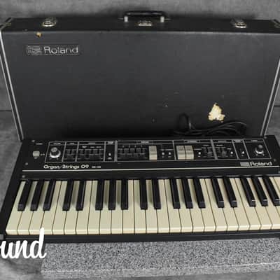 Roland Organ/Strings RS-09 Analog synthesizer in Very Good conditons.