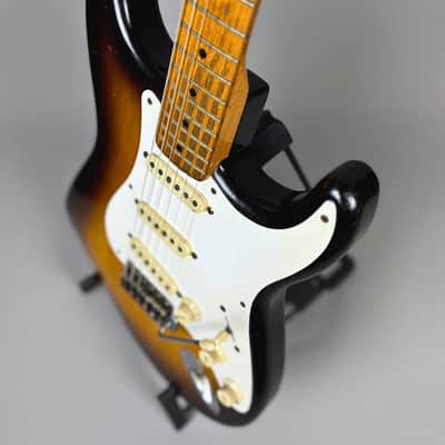 Vintage Fender Stratocaster - 1957 image 9