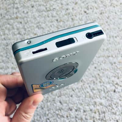 Sony WM-EX621 Walkman Cassette Player, Awesome Silver ! Working ! image 7
