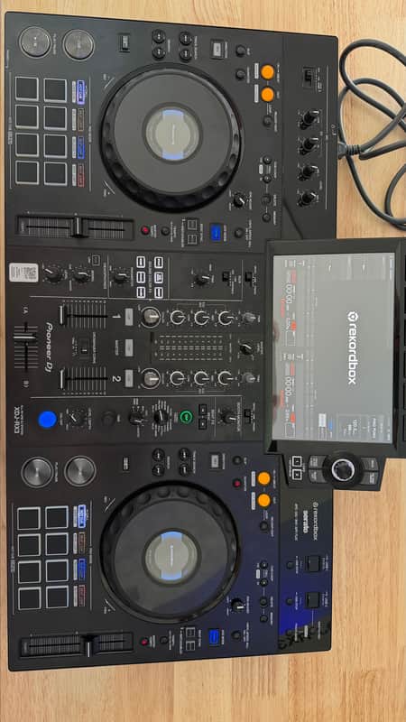 Pioneer XDJ-RX3 2-Channel Rekordbox / Serato All-In-One DJ System 2021 - Present - Black image 1