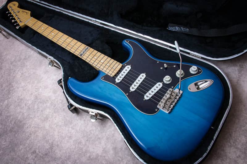 FENDER MIJ Hellecasters Limited Edition '97 Jerry Donahue Stratocaster "Sapphire Blue Transparent + Maple" (1997) image 1