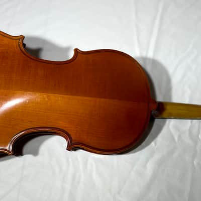 Cremona 4/4 Violin with Case, Bow, and Accessories - 1982 image 9