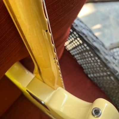 Fender 2015 Fender Yngwie Malmsteen Signature Stratocaster 2015-2016 - Vintage White image 10