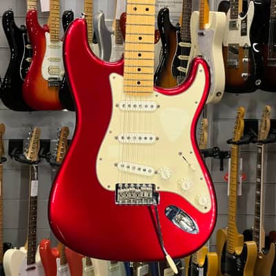 S*E様 Fender American Special Stratocaste Fender American Showcase Stratocaster HSS Limited Edition - Sky