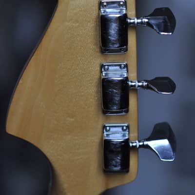 Maya Precision Bass 1970s 3 Color Sunburst image 3