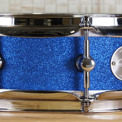Click Icon 4x14 10ply Maple Snare Drum - Blue Satin Sparkle image 13